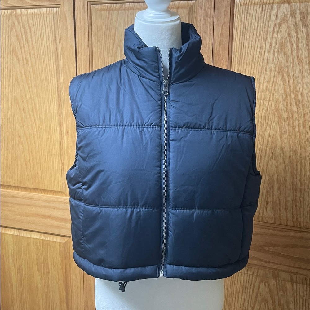 Thread & Supply Puffer Vest in Size Small